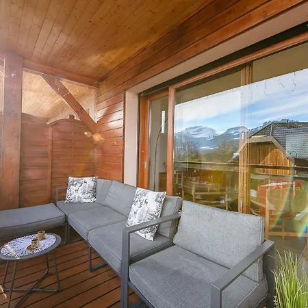 Le Cocon Augustine Duplex Avec Charme Et Vue, Lla Selections By Location Lac Annecy Sévrier
